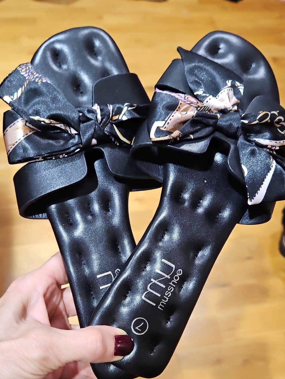 Miu Musshoe Black Bow Slide Sandals